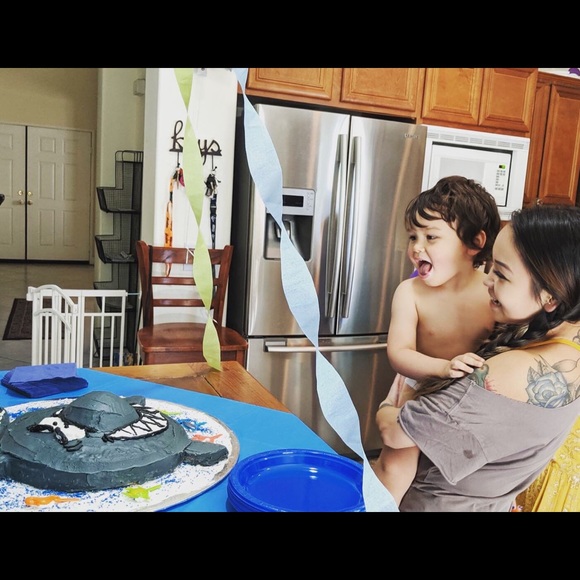 Meet your Posher, Van - Picture 2 of 4